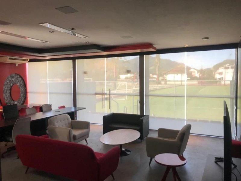 cortina rolo blackout