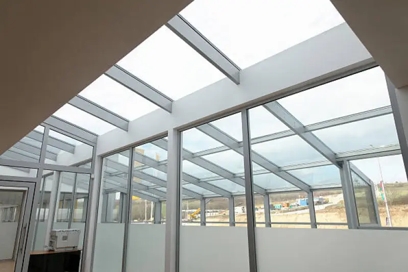 esquadrias de alumínio branco