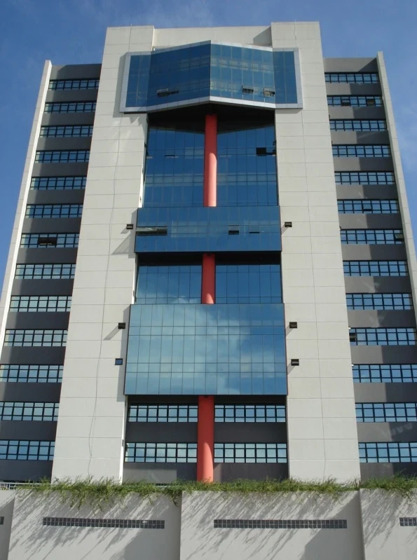 fachadas de vidro temperado